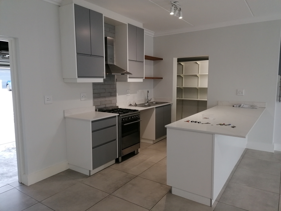 To Let 3 Bedroom Property for Rent in Langeberg Heights Western Cape